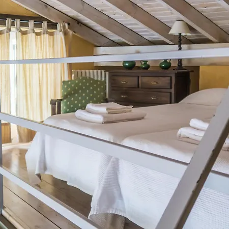 בית כפרי Armano Rural G-10069 *